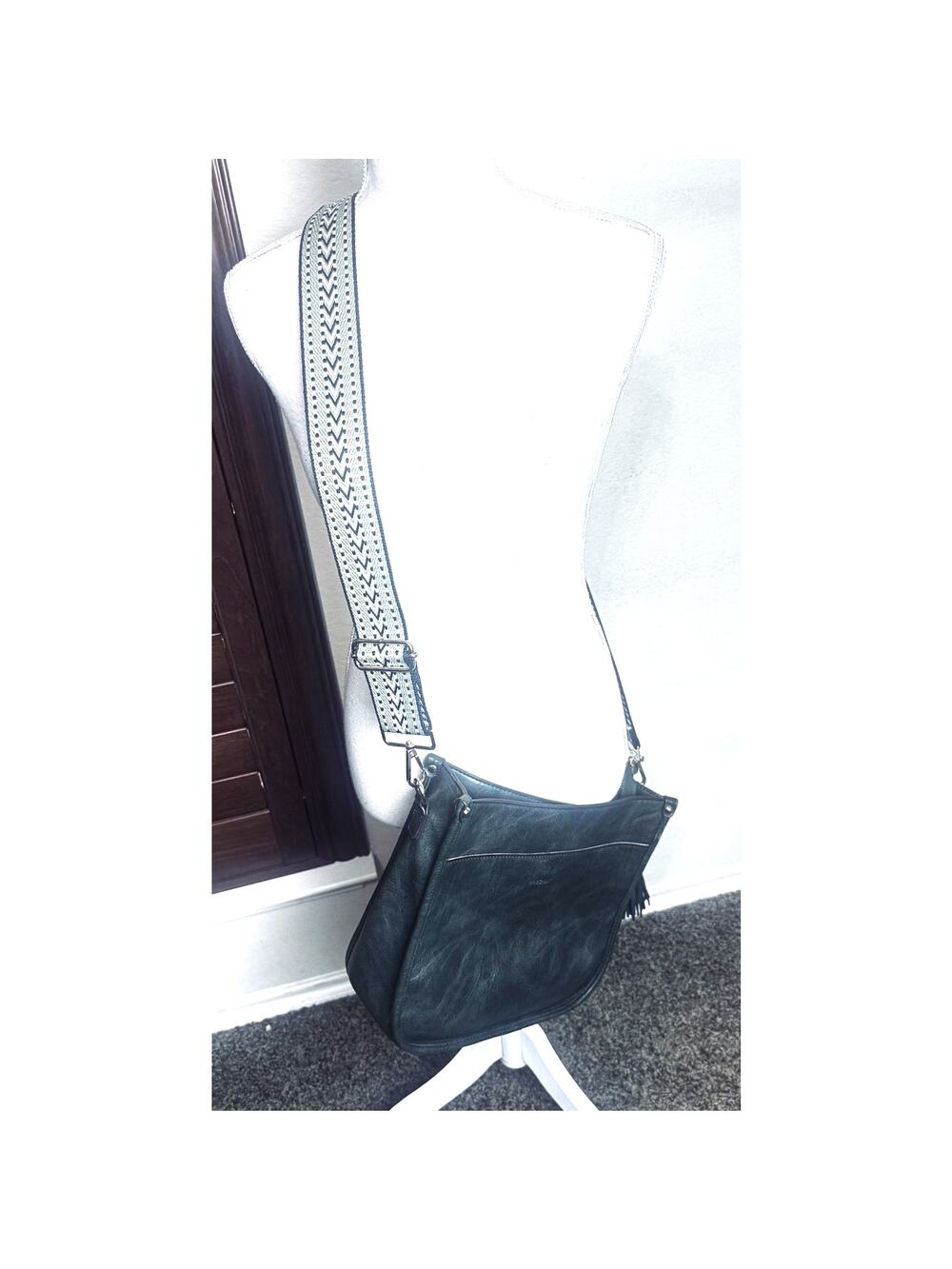 HKCLUF Crossbody Bag Shoulder Purse Trendy Vegan Leather Handbag Guitar Strap